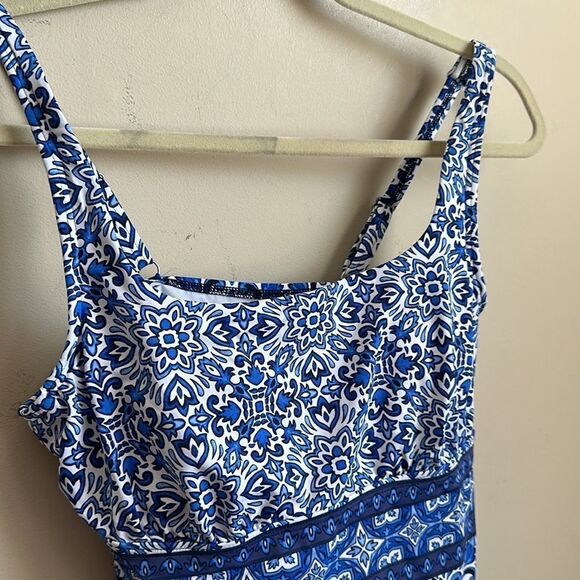 Lands End Supportive Swim Tankini 8 - Picture 2 of 7